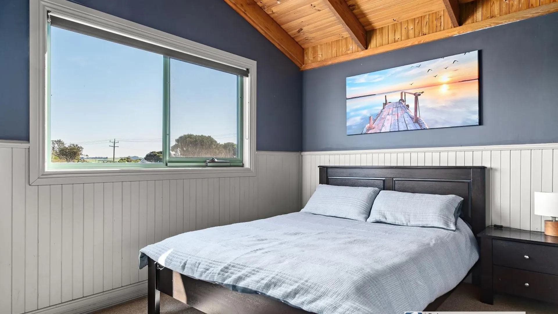 Island Escape With 12m Indoor Pool Holiday home