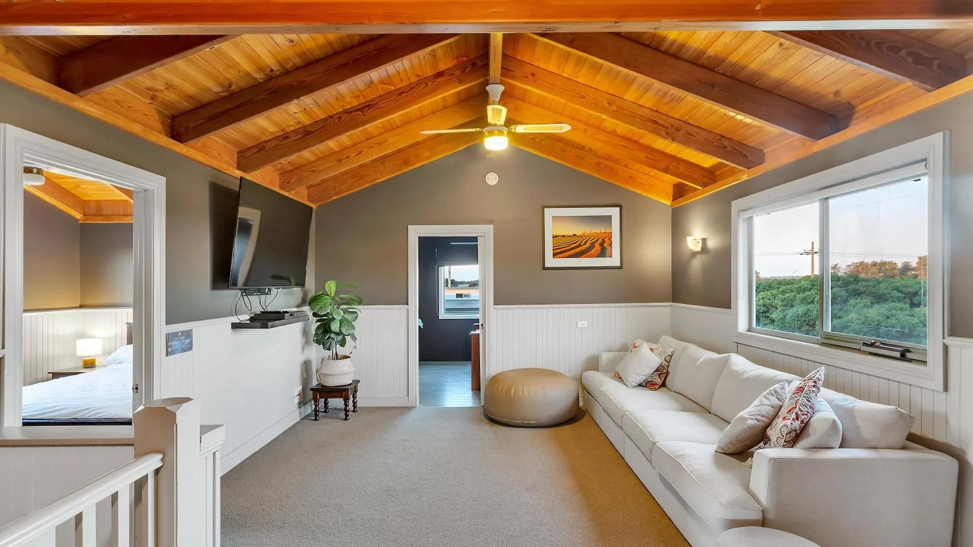 Holiday home Island Escape With 12m Indoor Pool *