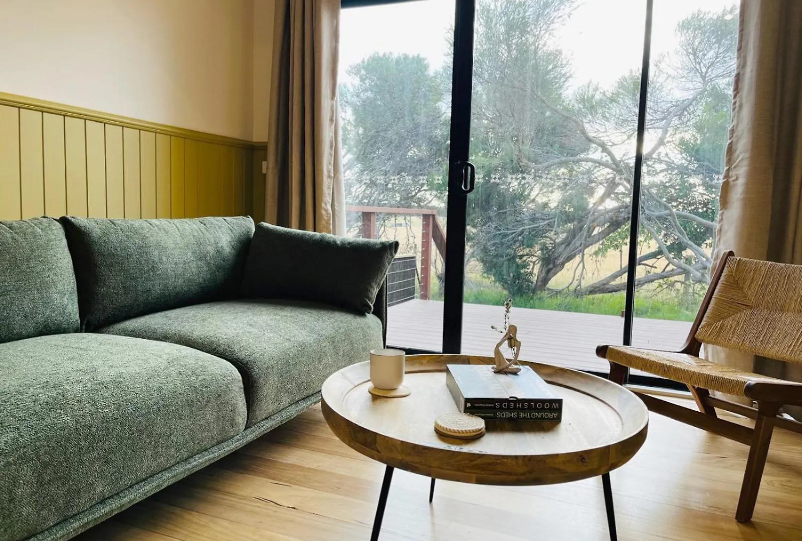 Phillip Island Coastal Villa