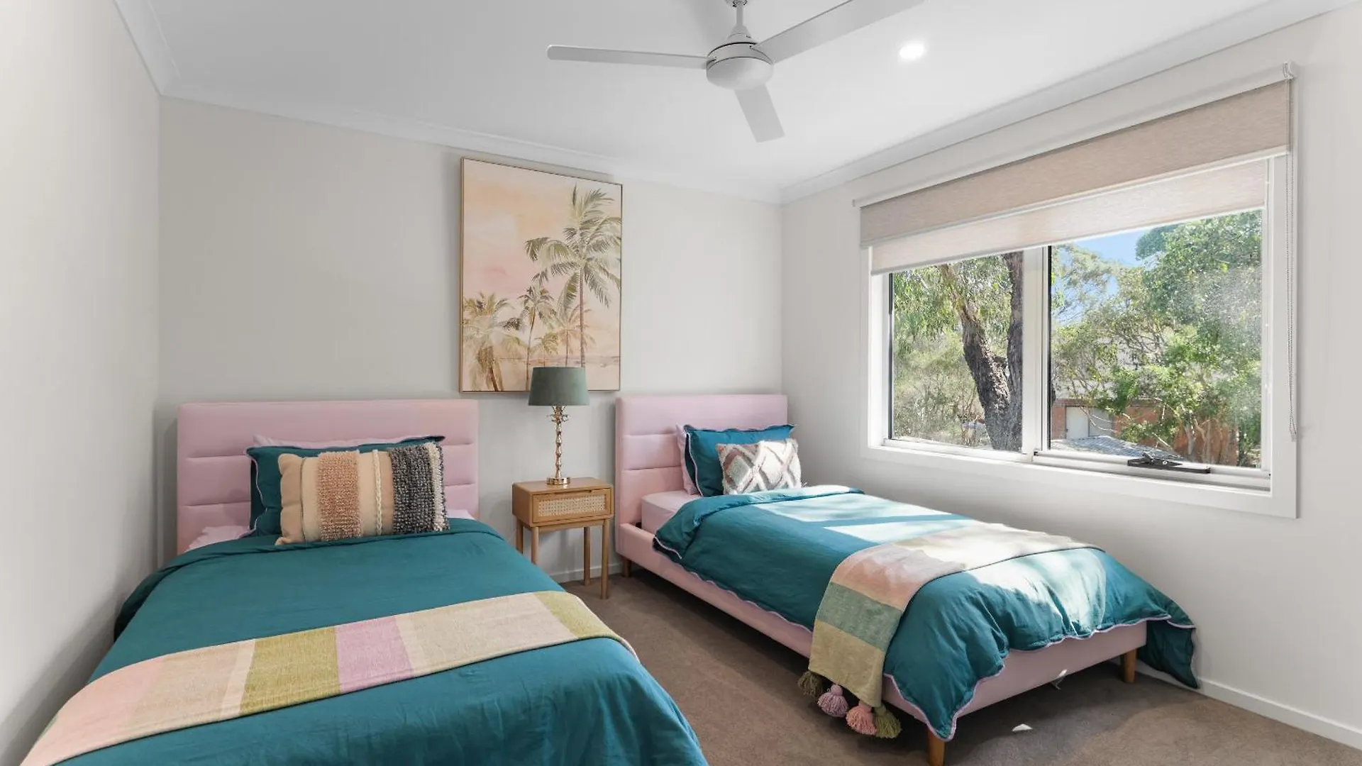 Raywood Coastal Retreat By Ready Set *