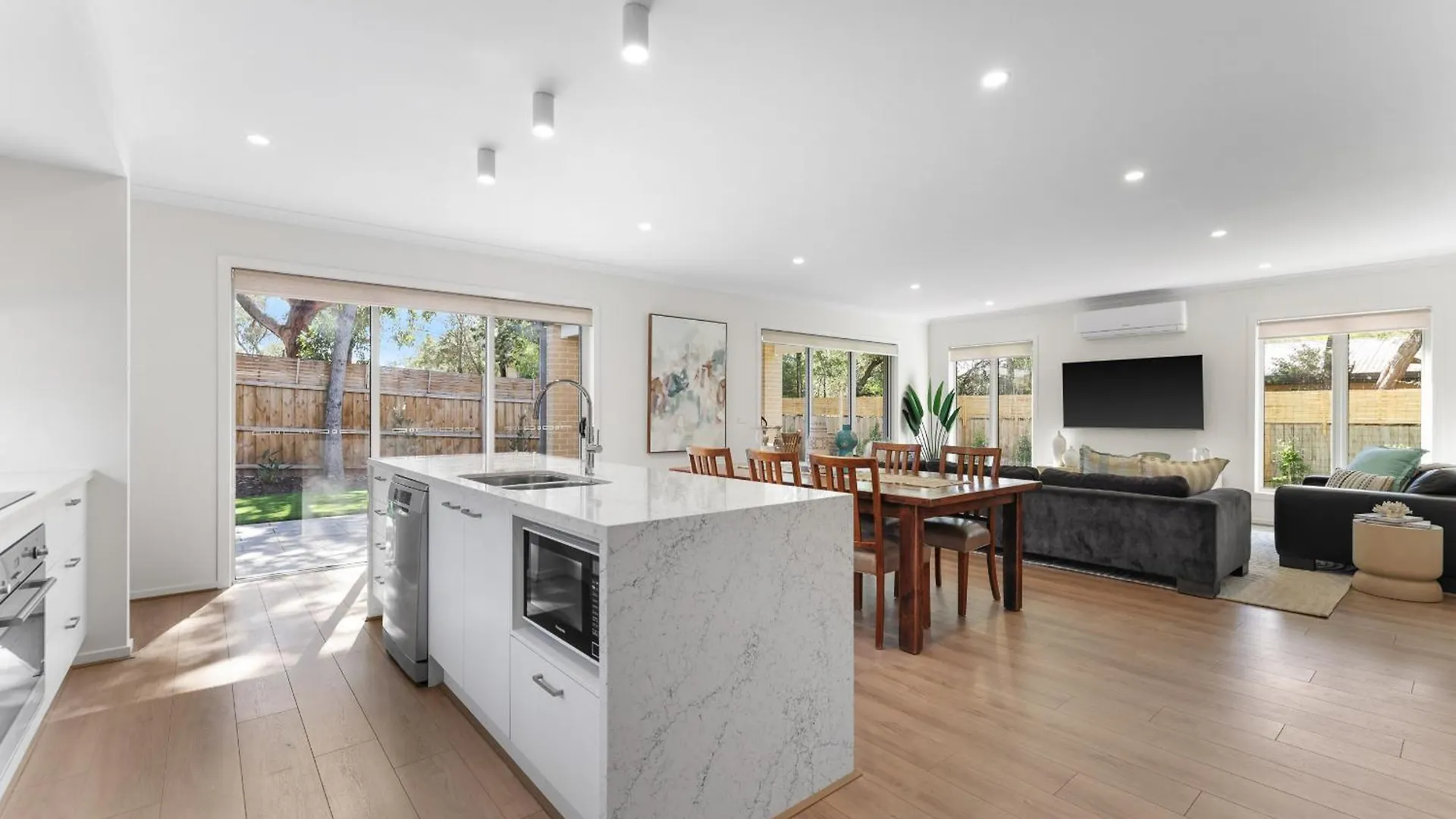 Holiday home Raywood Coastal Retreat By Ready Set