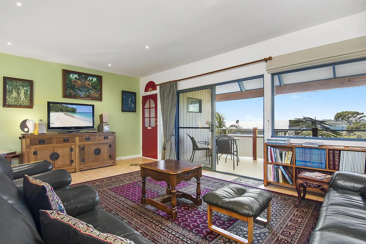 Black Dolphin Beach Penthouse *