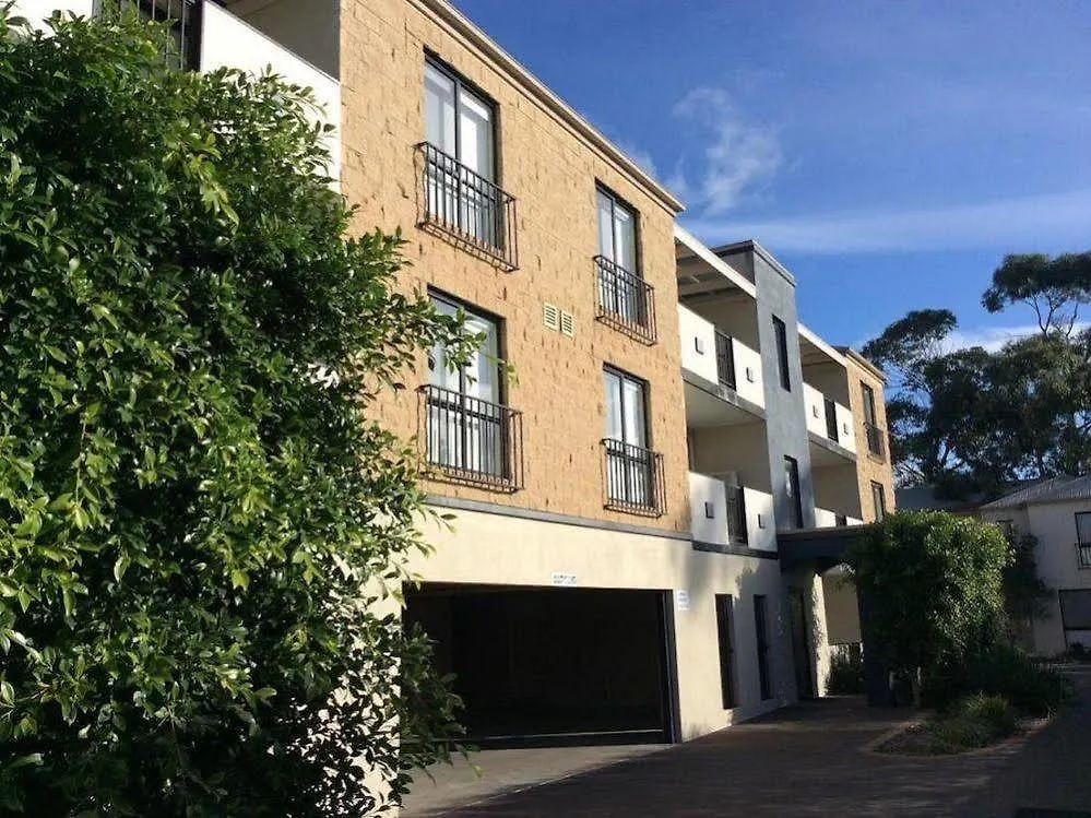 Apartment Oceanic On Thompson *