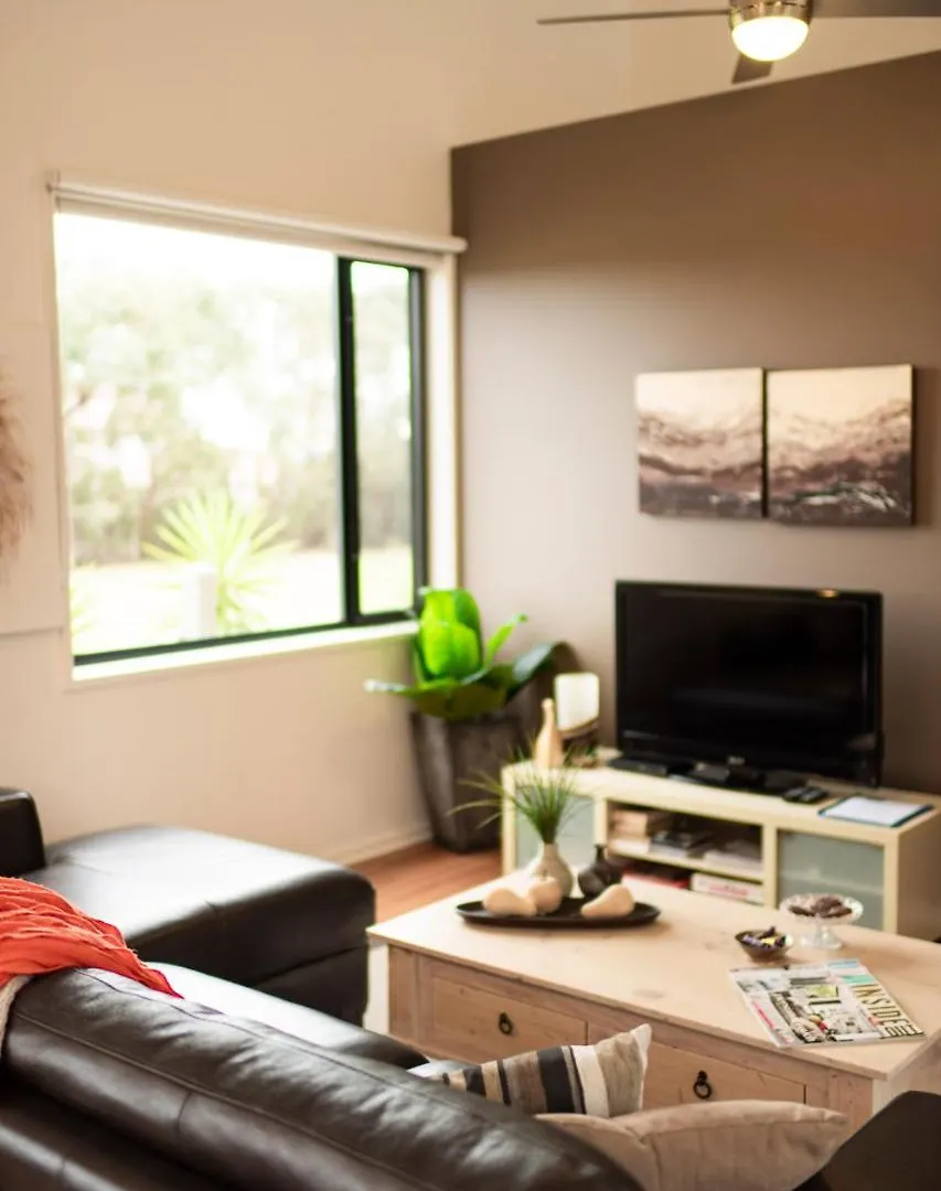 Hilltop Phillip Island (adults Only) Aparthotel 4*