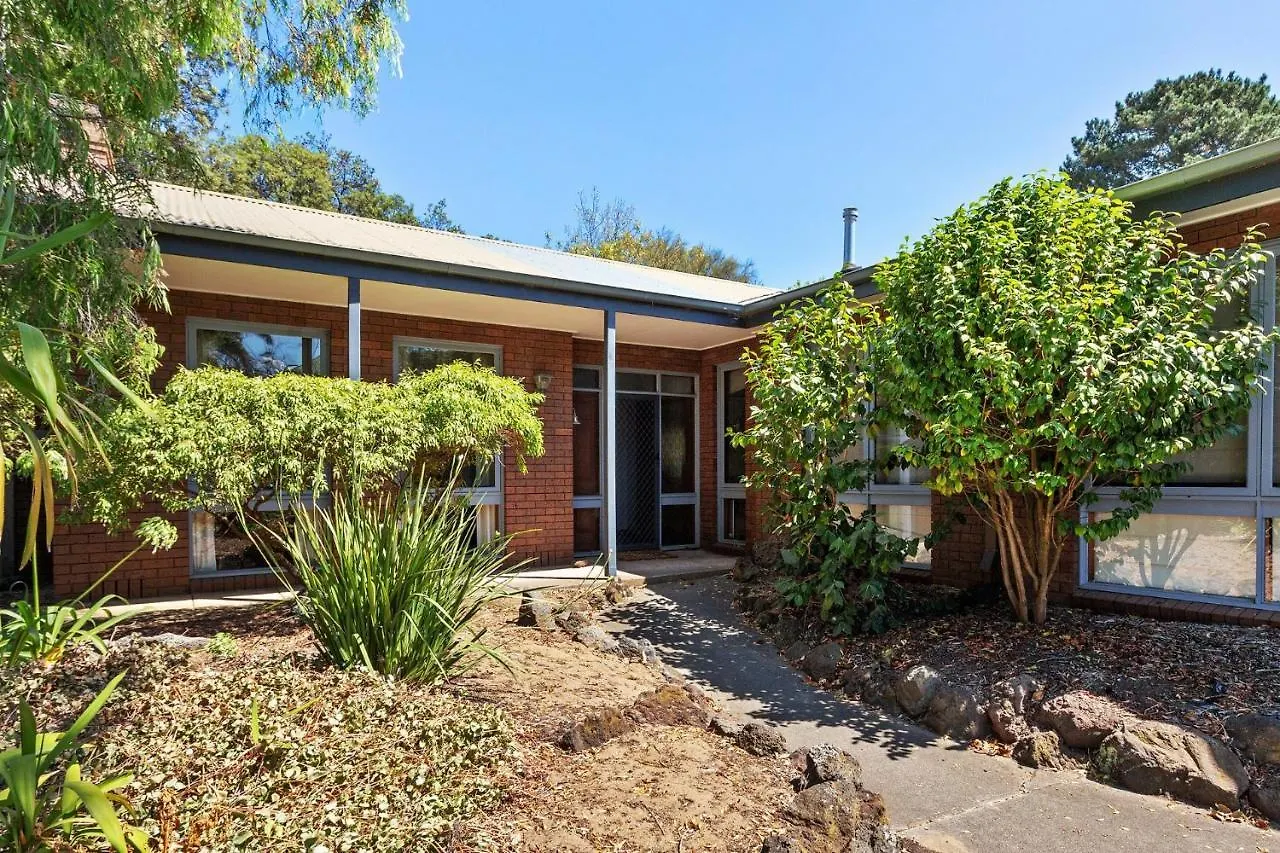 Apartment 1 Gordon St, - Kenros House