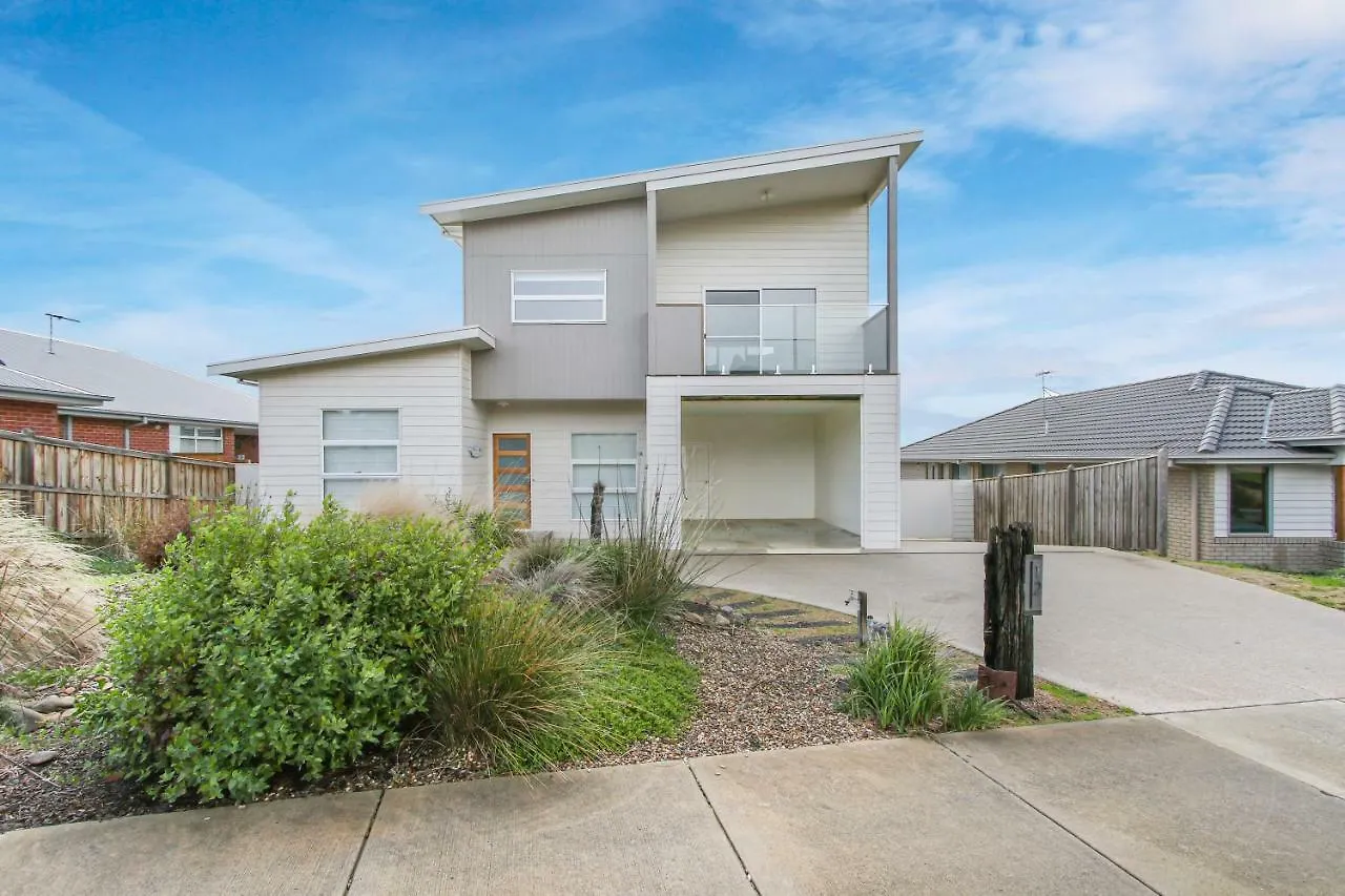 Holiday home 12 Echidna Grove Cowes