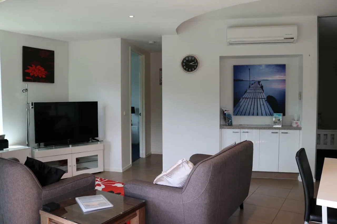 130 At The Waves Apartment Cowes