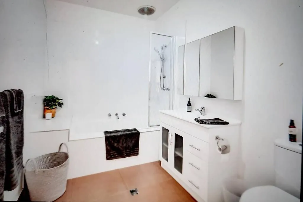 Modern 3 Bedroom Apartment, Beach, Surf & Shops Apartamento