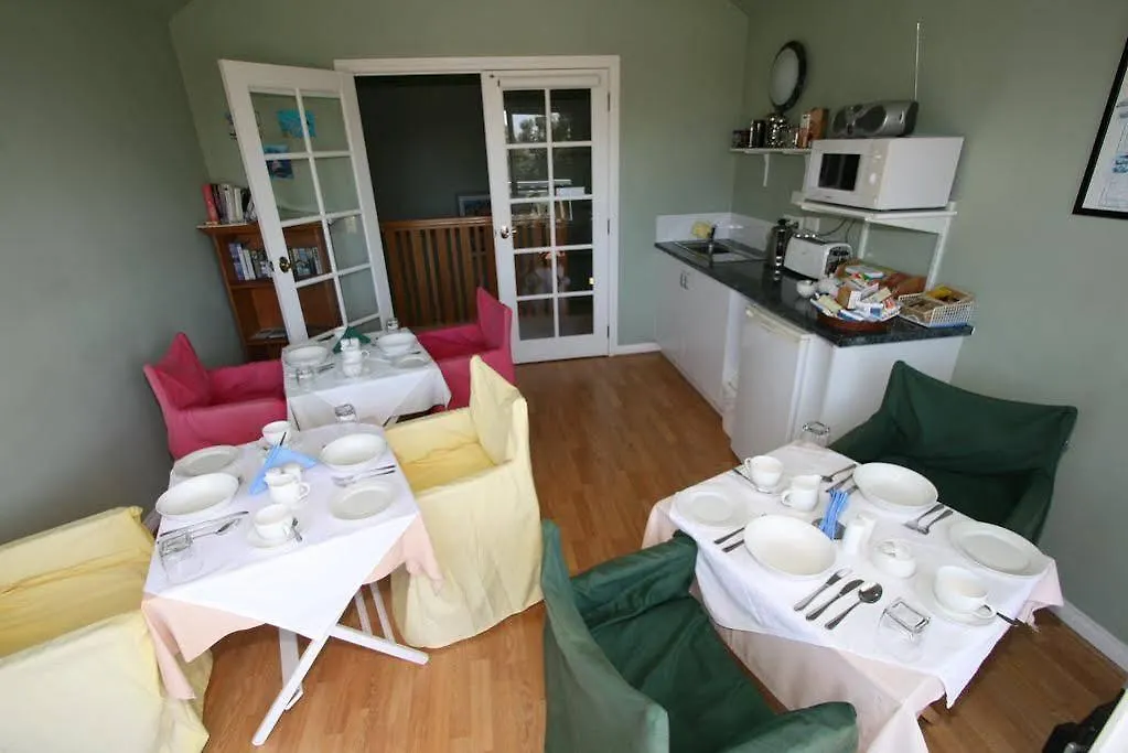 Bed & Breakfast Silver Waters 4*