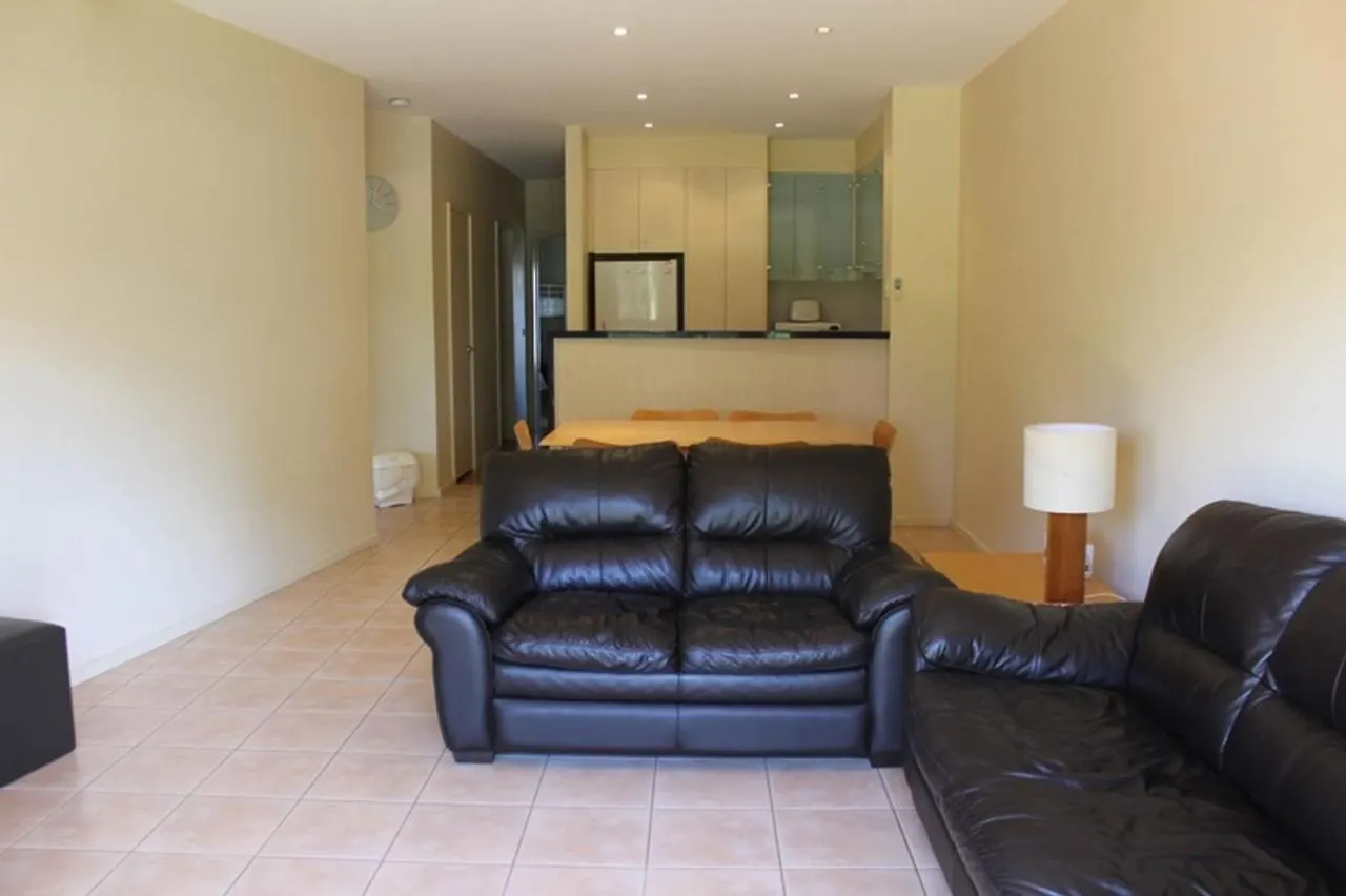 123 1 The Esplanade * Cowes