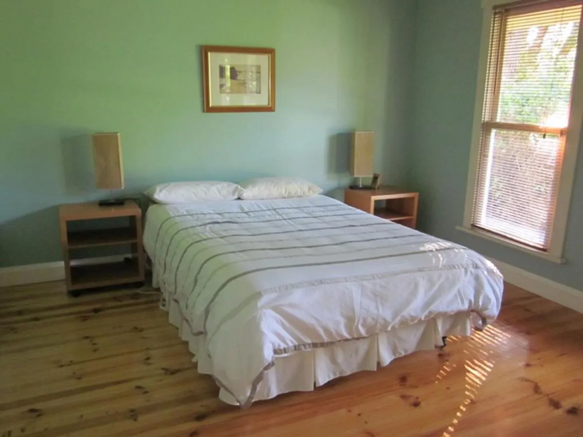 14 Mclardy Courtes Cowes