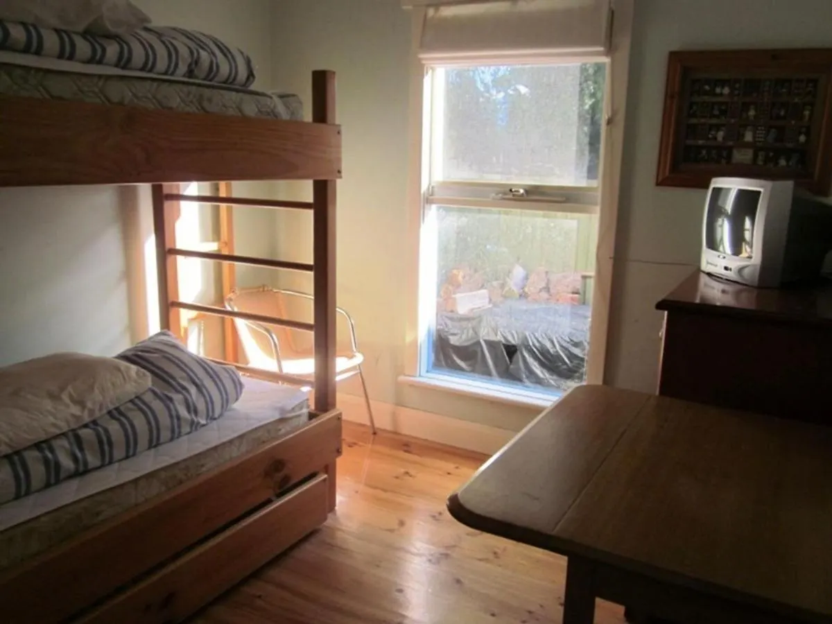14 Mclardy Courtes Cowes
