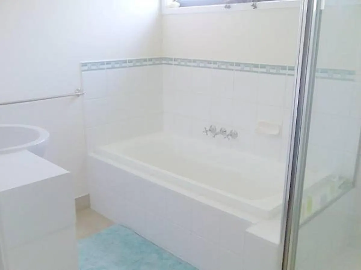 Lyall Street Retreat