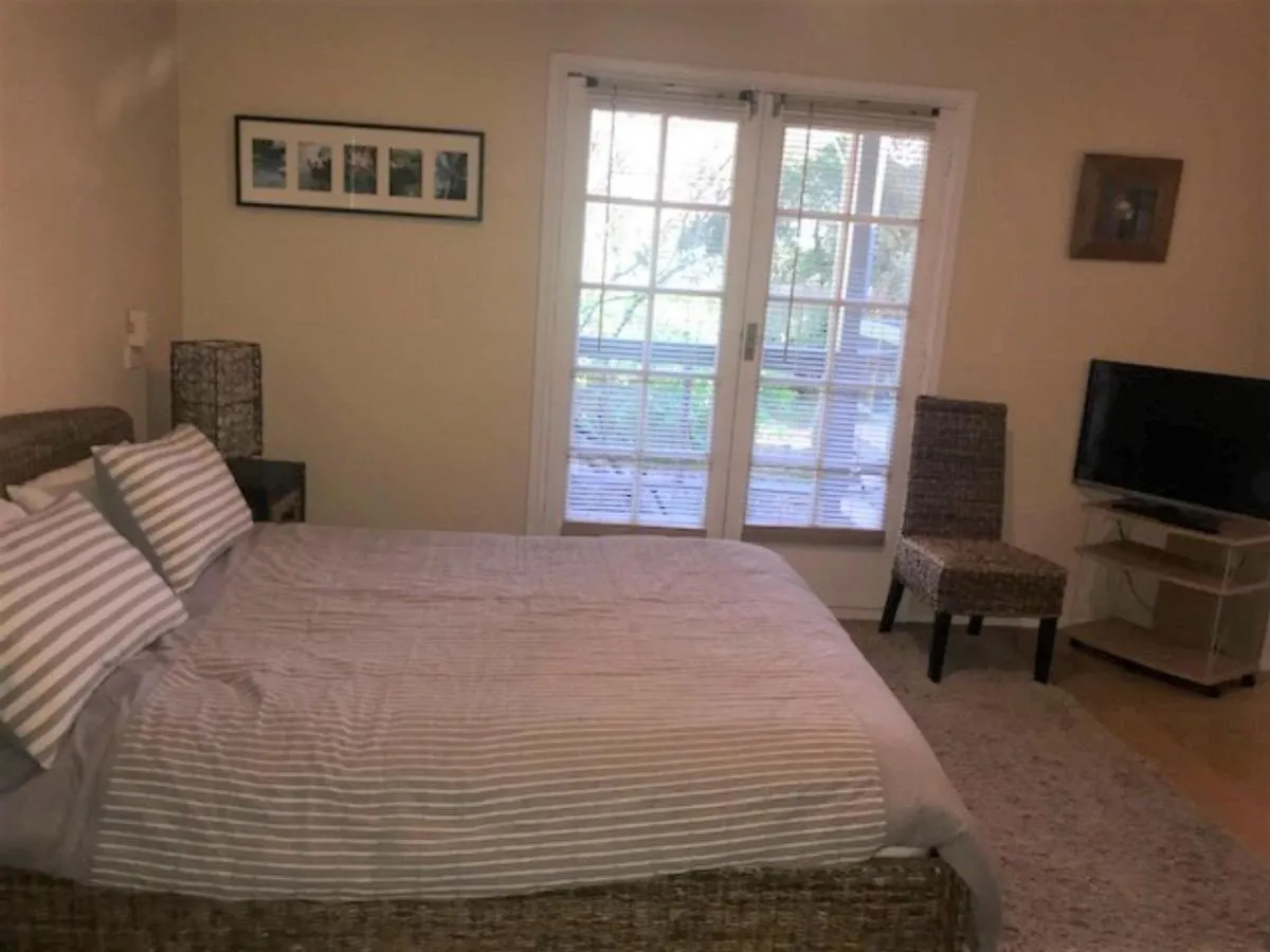 51 Grossard Point Road * Ventnor