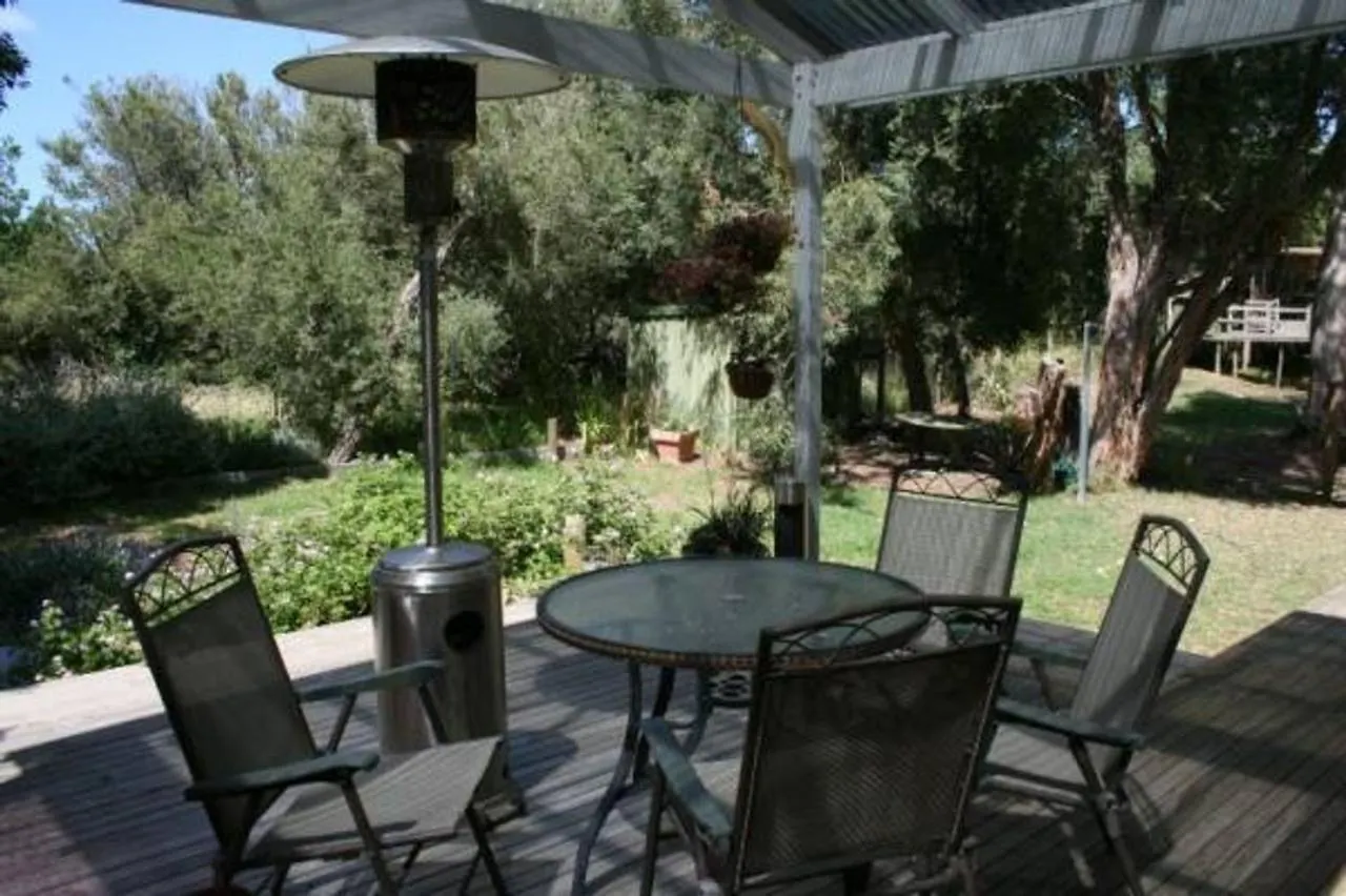 Silverleaves And Retreat *