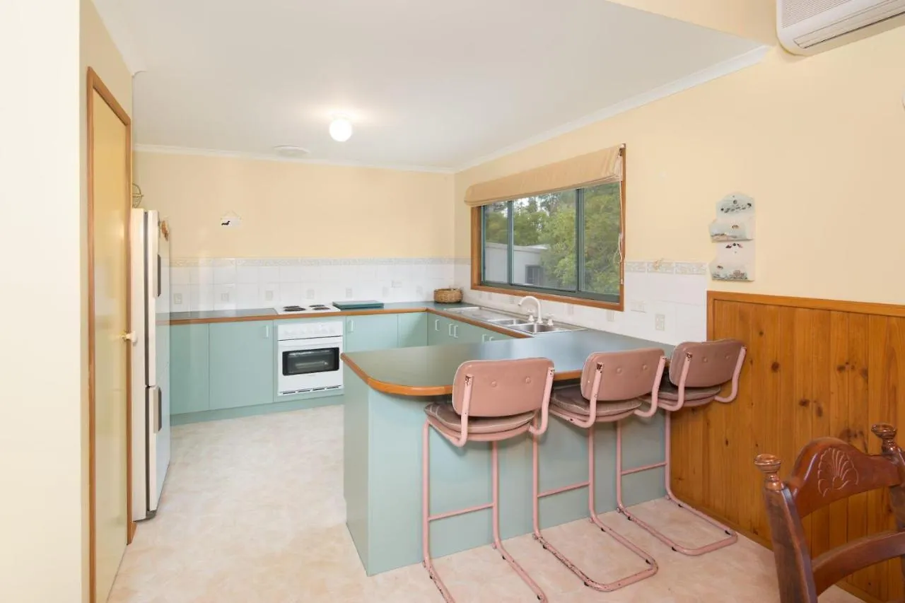 2 Roydon Road Cowes