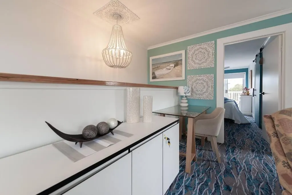 Blue Bay View Surf & Sauna