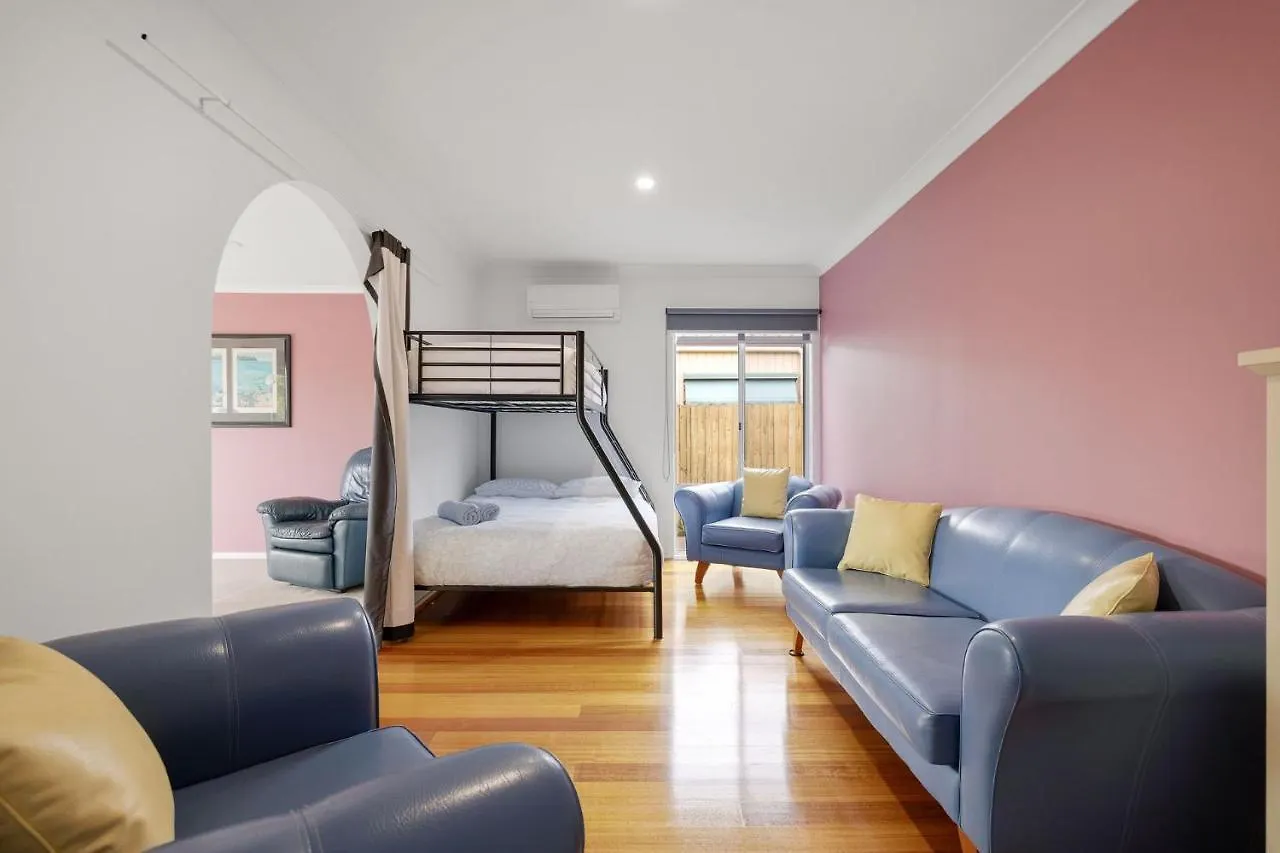 Genesta Getaway Cowes