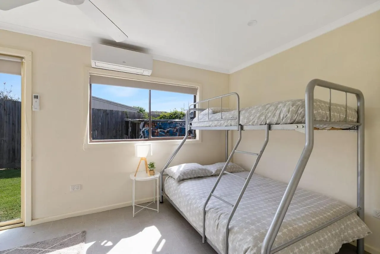Key Lime Retreat: Seasonal Stay-and-save Offer Holiday home