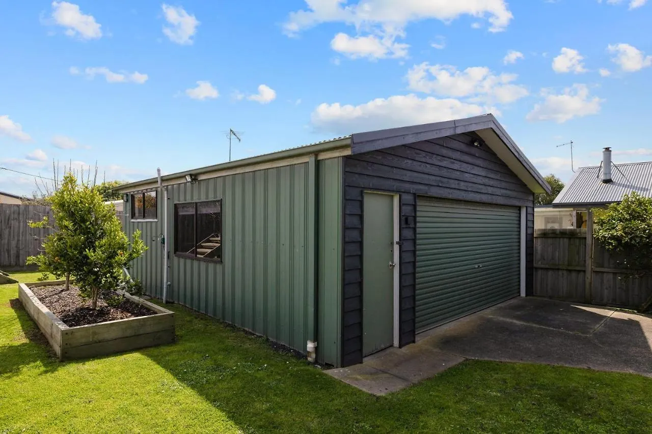 Key Lime Retreat: Seasonal Stay-and-save Offer Holiday home
