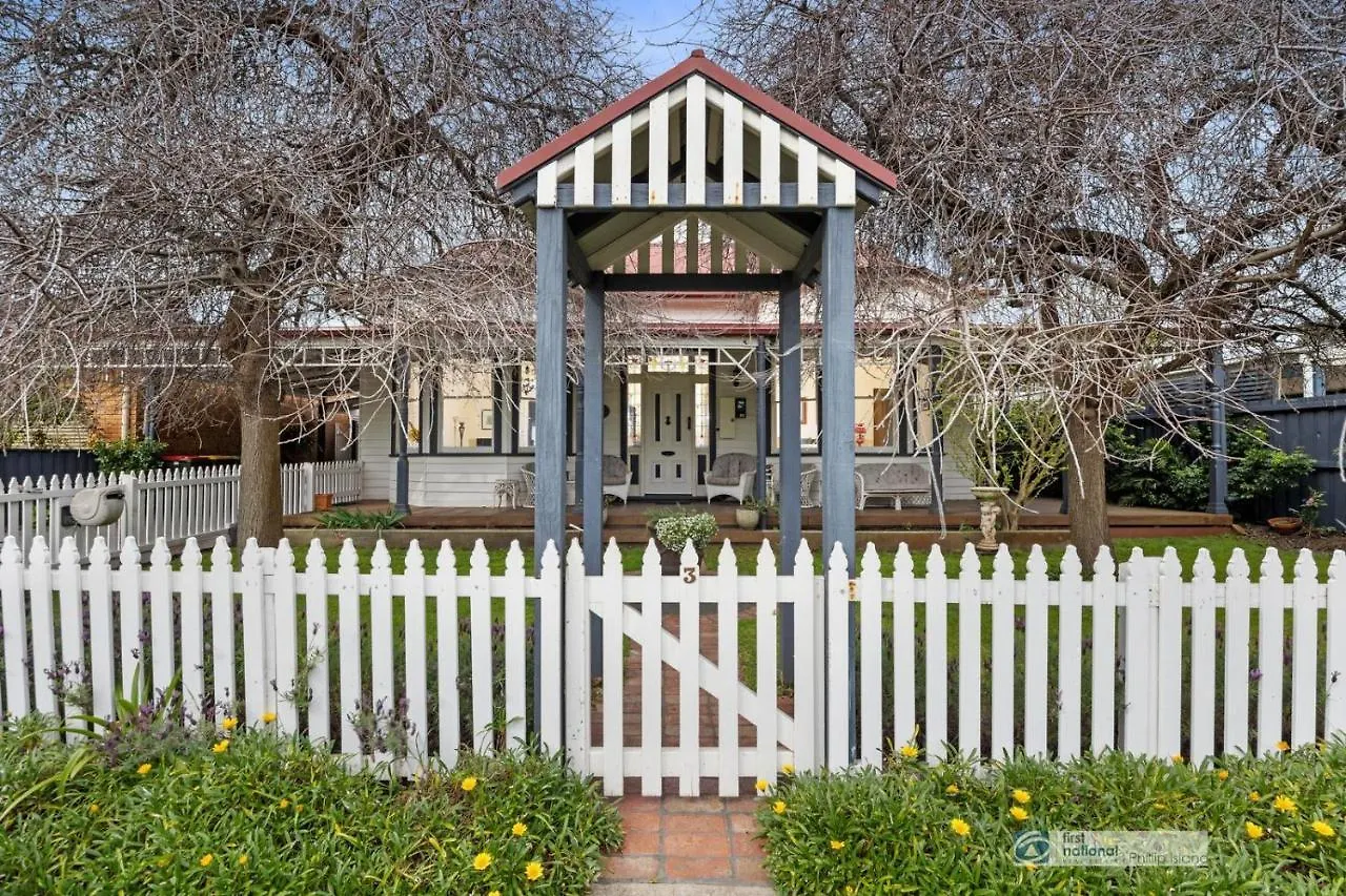 Federation House On Genesta St *