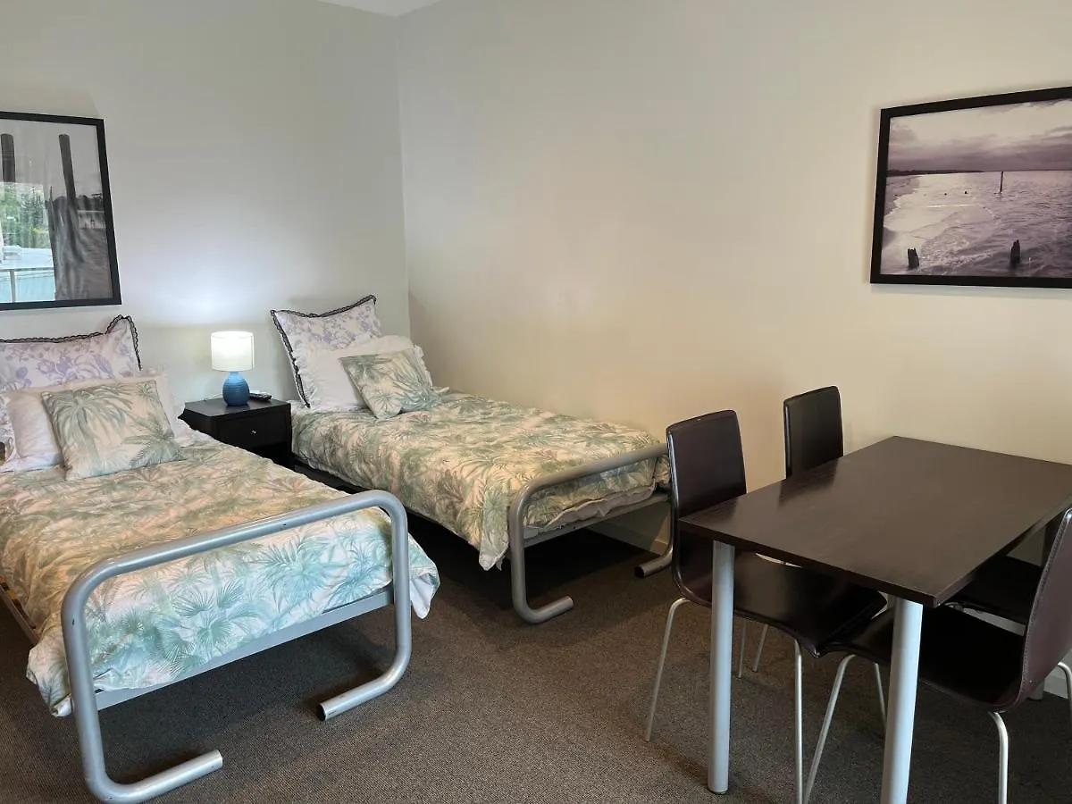 Waves 348 - Free Wifi - Late Checkout - Garage Appartement