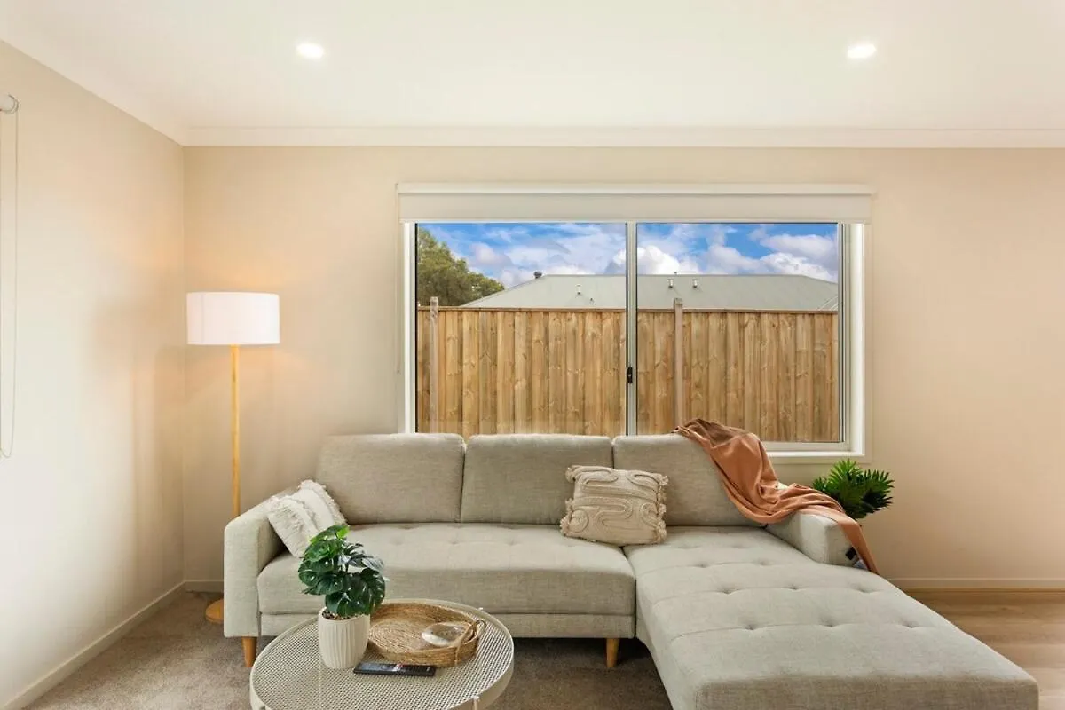 Elegant & Cozy Island Escape Near Downtown & *