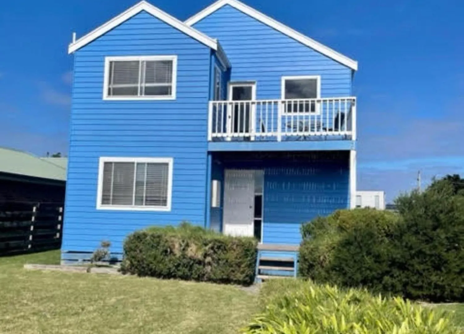 Sinclair Surfside