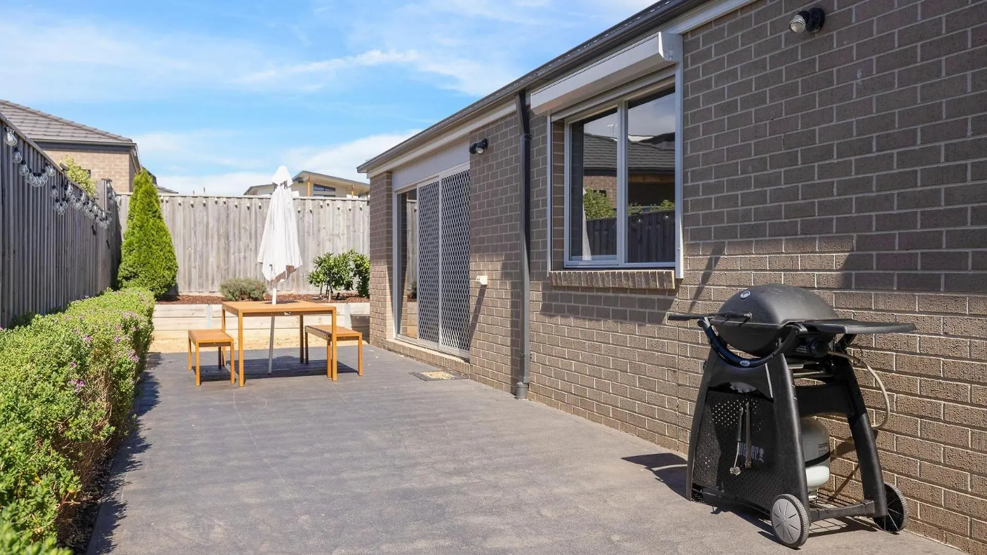 Shoalhaven Escape *