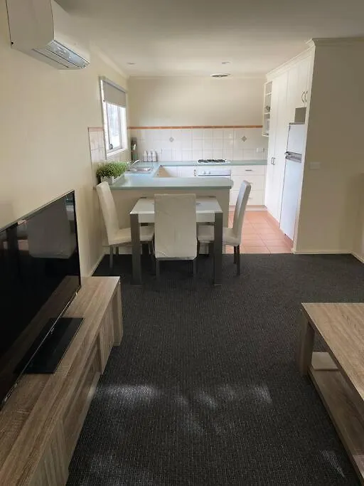 Hollydene House - Holiday home *