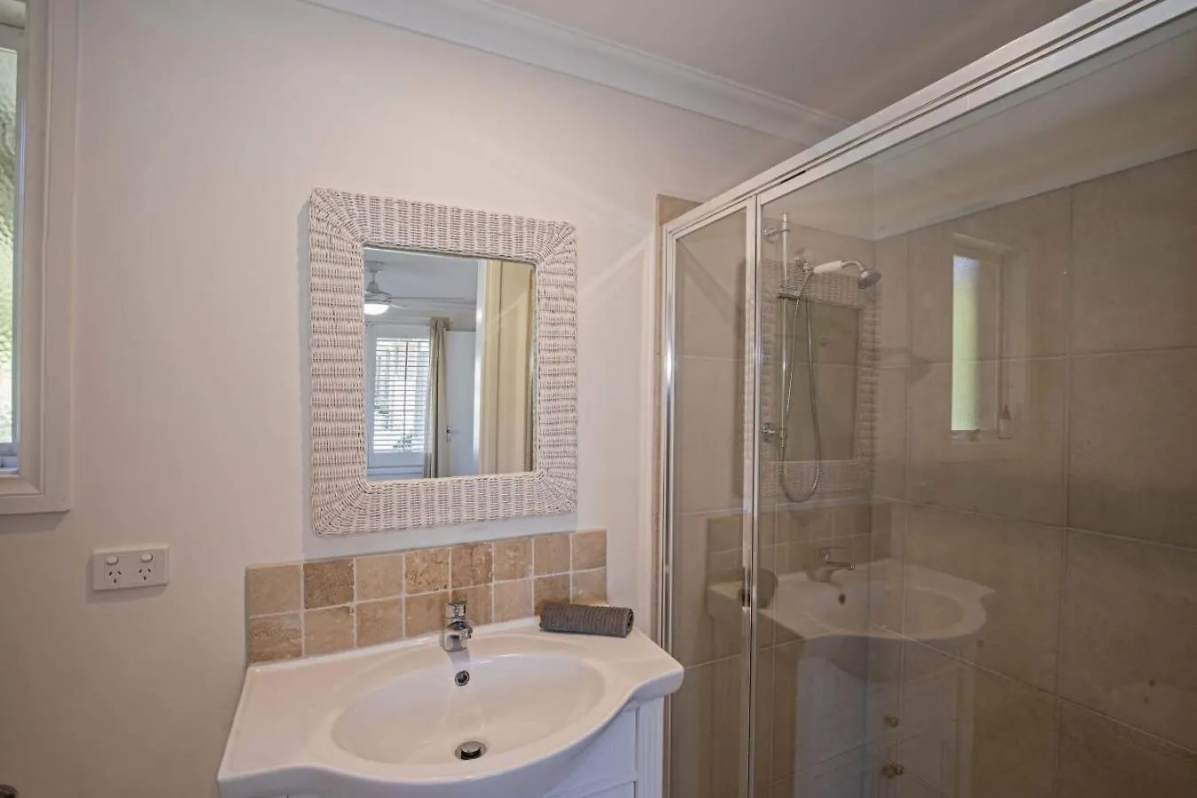 Chapel Island Retreat كاوز