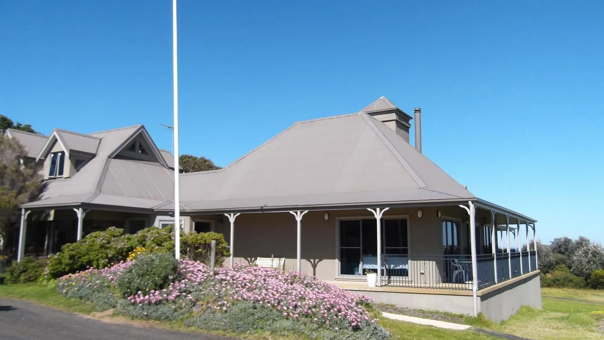 Swan Guest house 4*