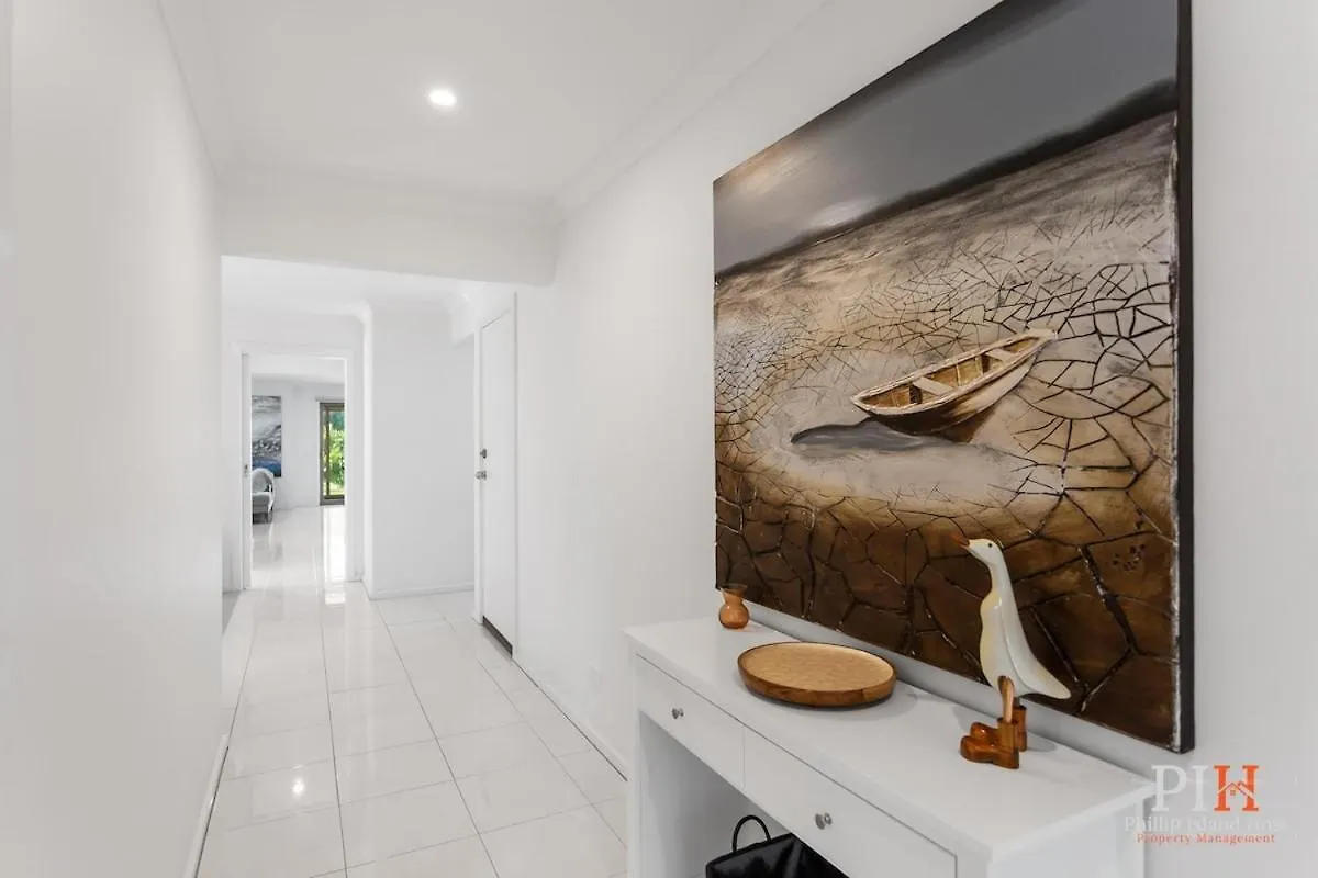Spacious 4-br Family *