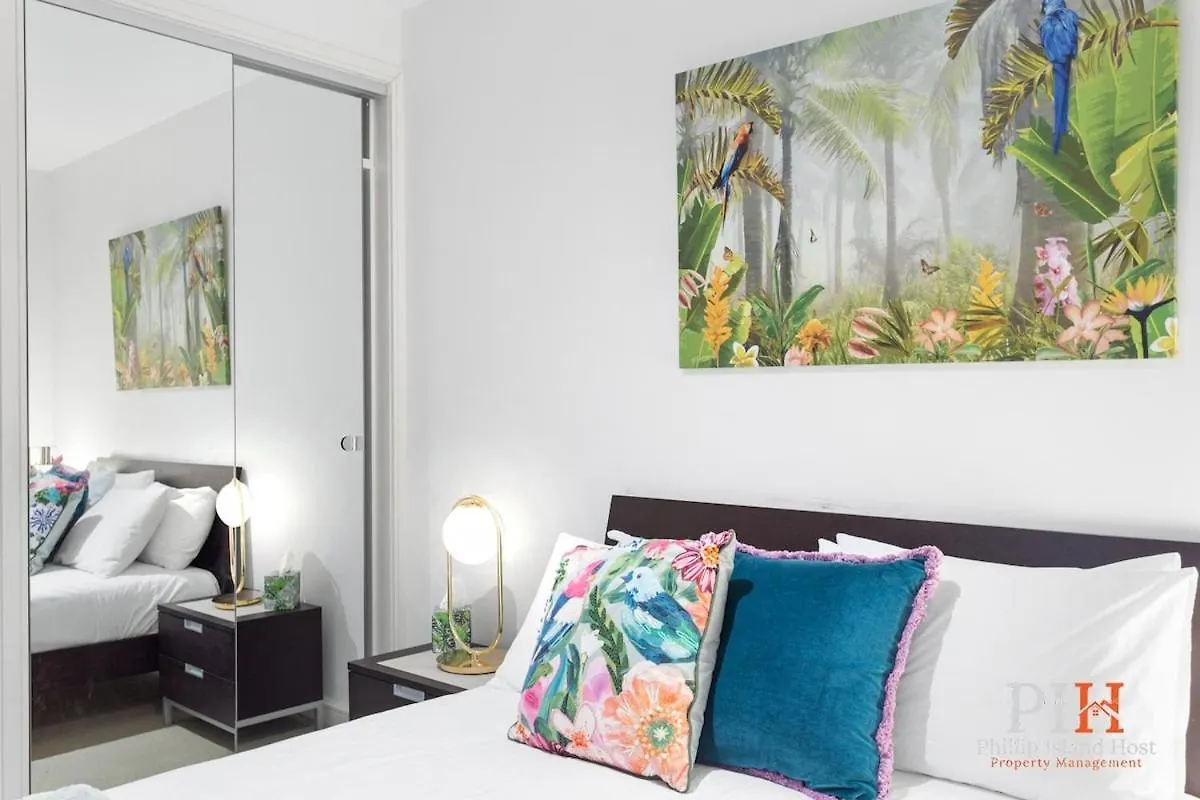 Holiday home Penthouse Waterfront Sleep 4