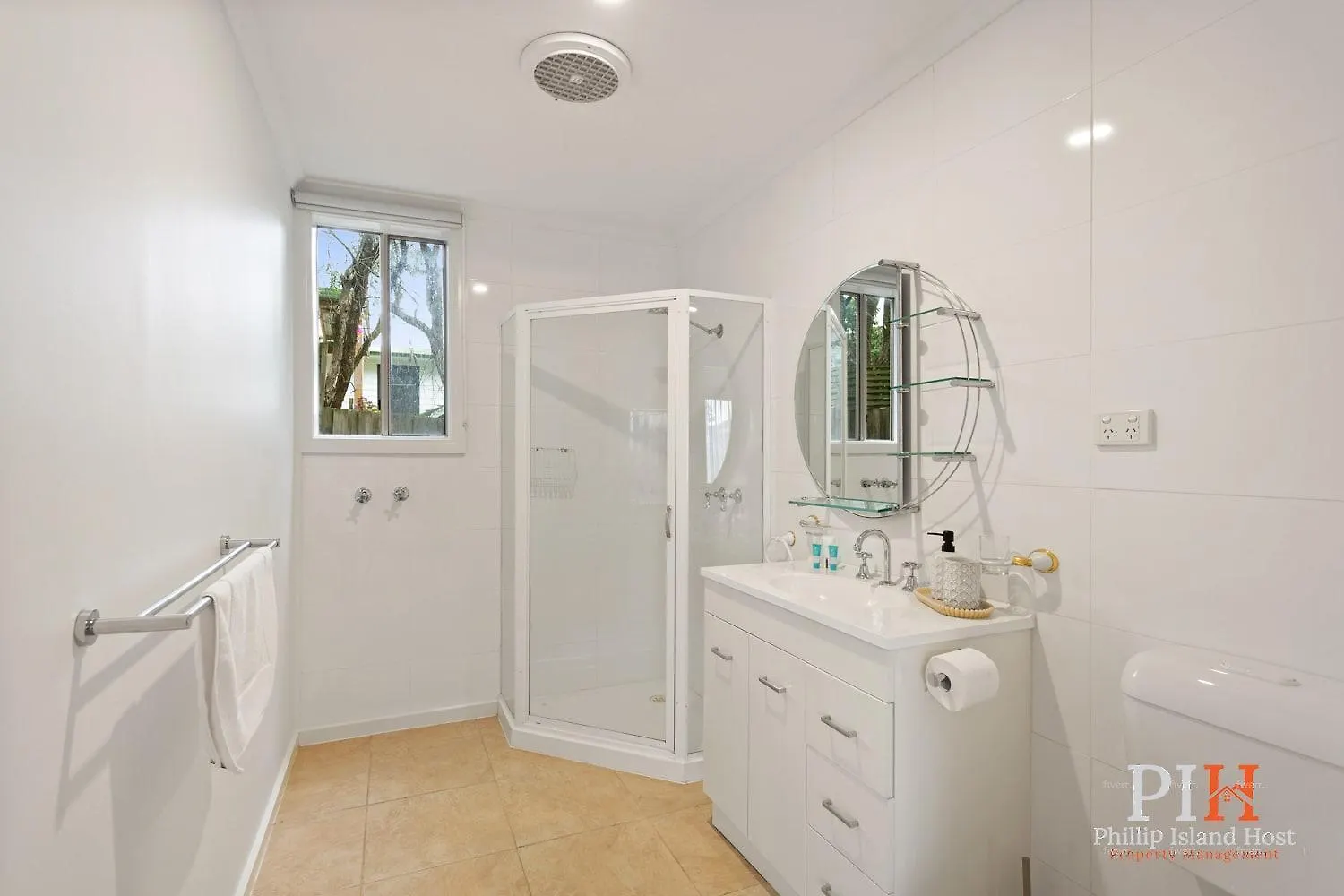 Wyndham 4 Bedroom - Sleeps 9 *