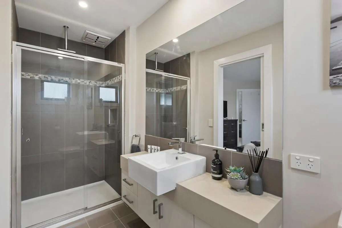 Σπίτι διακοπών Stunning Luxury Townhome Walk To & Shops *