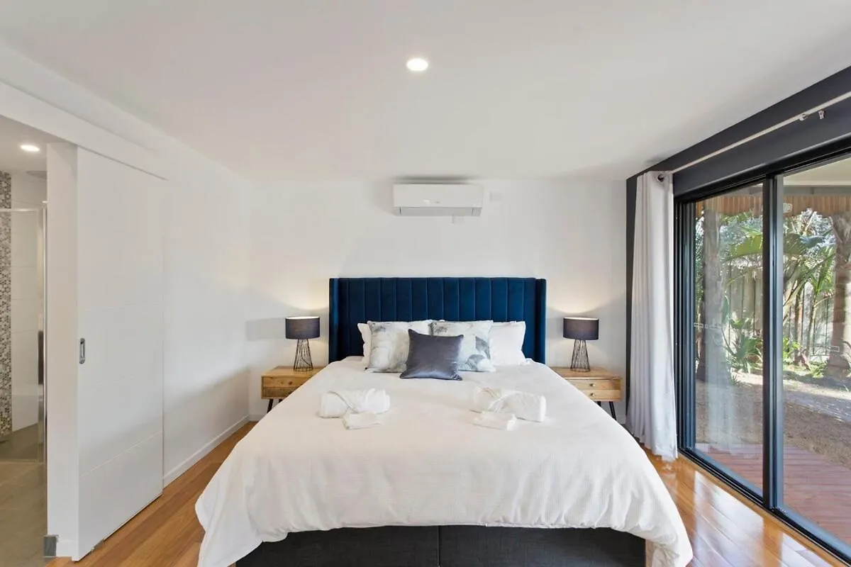 Luxury Getaway In A Statement Steps To