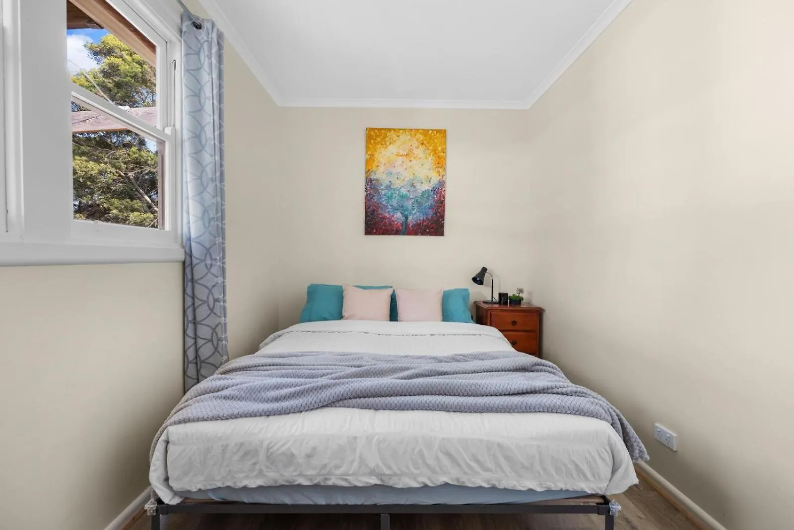 Settle In Retro Cottage, Vakantiehuis