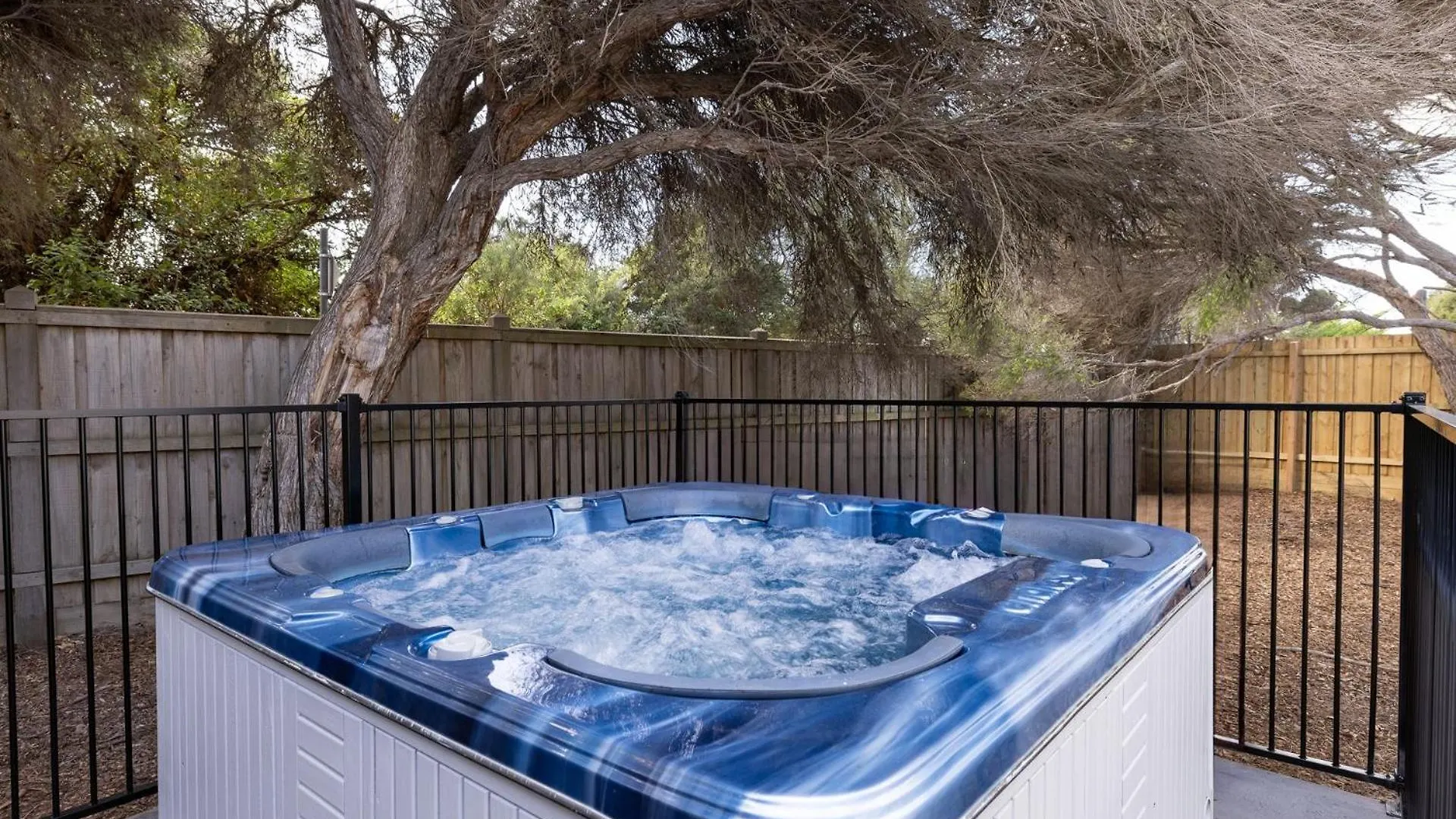 度假居 Phillip Island Hot Springs Retreat Surf Beach