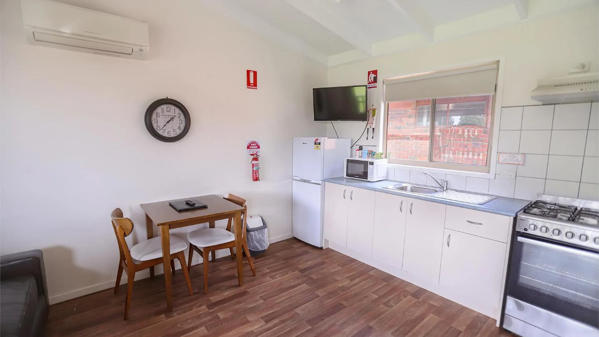 Amaroo Park Motel