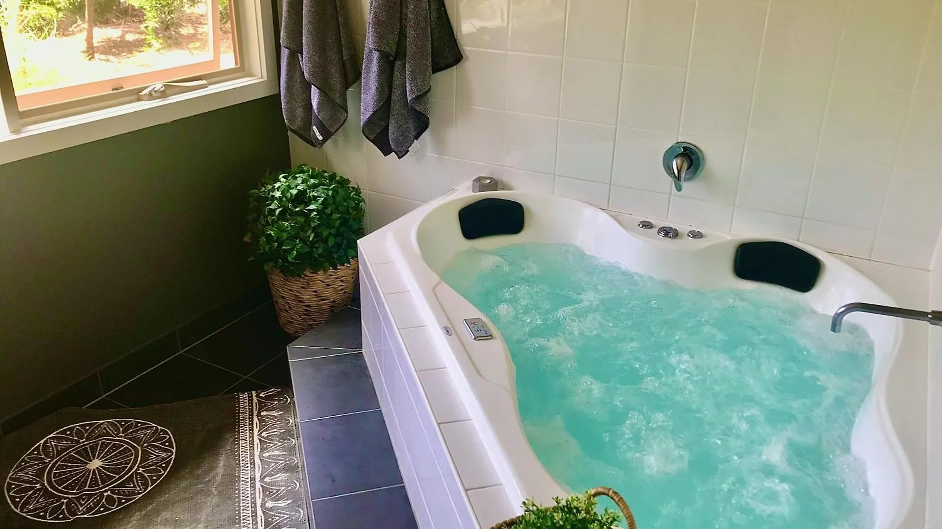 Couple's Luxury Retreat *