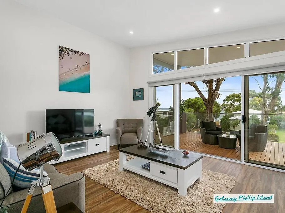 Beachhouse Holiday home *