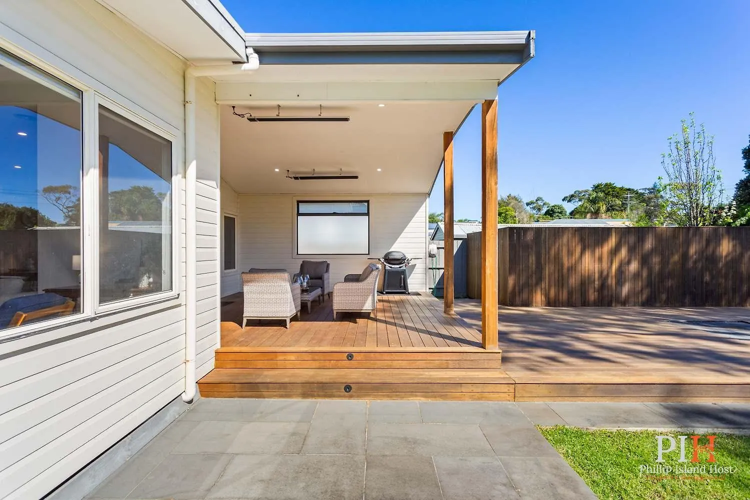 Ferienhaus Renovated Lux In Quiet Estate