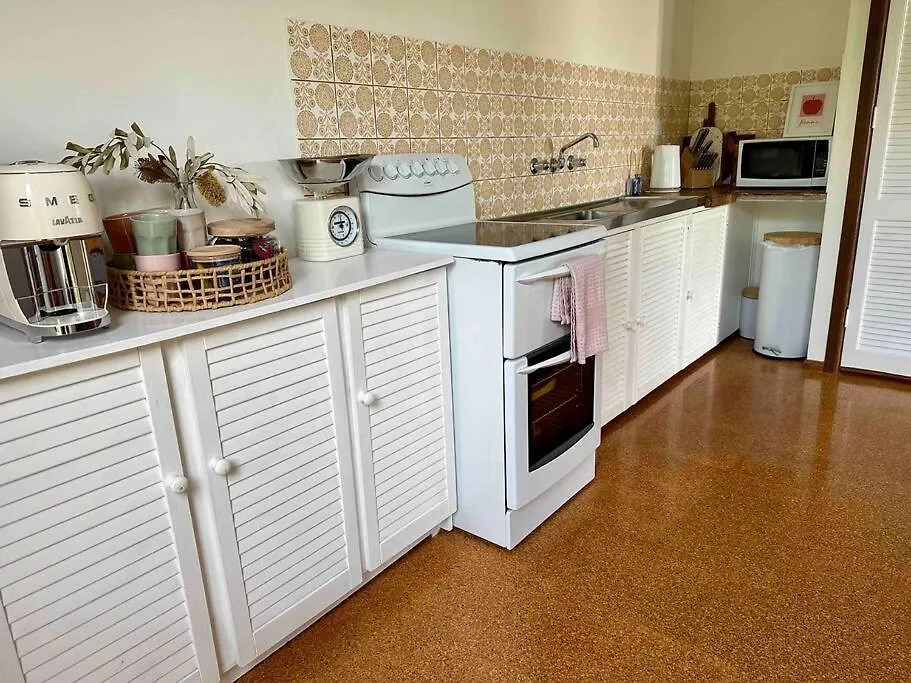 Seaside Shakabode Retreat W Lovely Bay Views