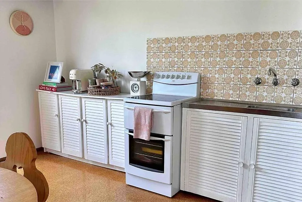 Seaside Shakabode Retreat W Lovely Bay Views *