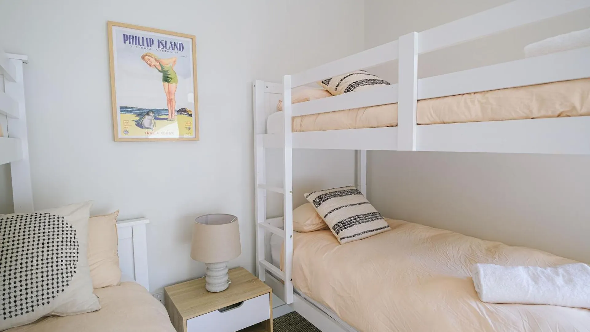 펜션 Oceanview Escape - Luxe Coastal Retreat With Hot Tub Surf Beach