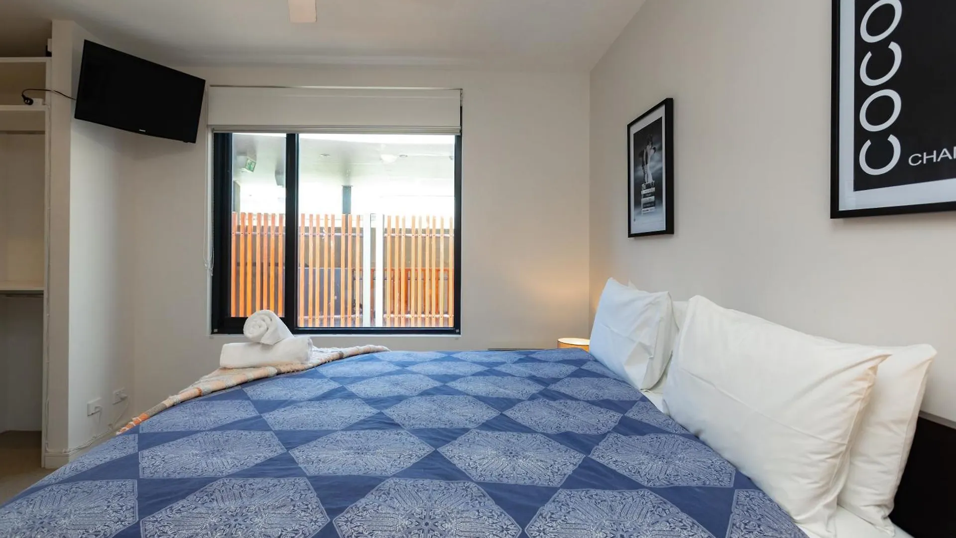 C-scape Penthouse - Front *