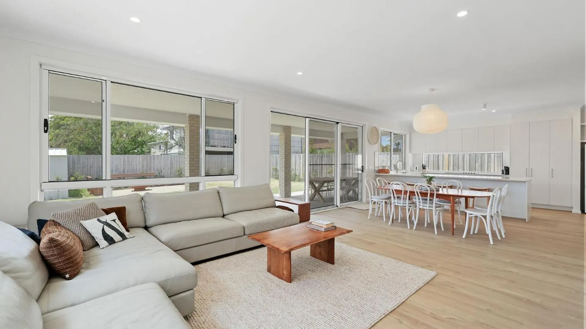 Lux Living Holiday home