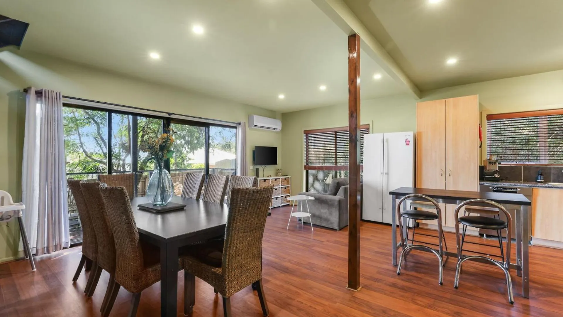 Red Gum Retreat *