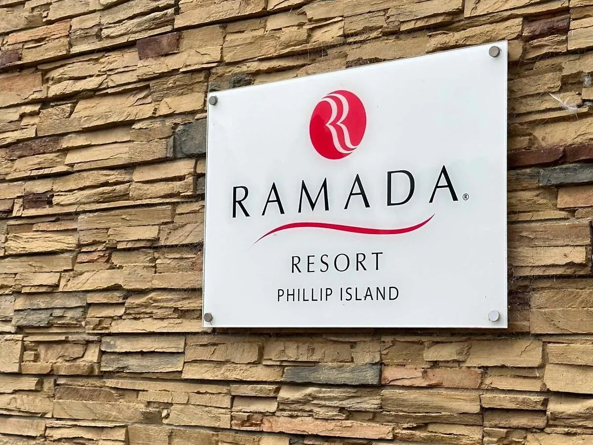 Βίλα Superior Poolside Retreat